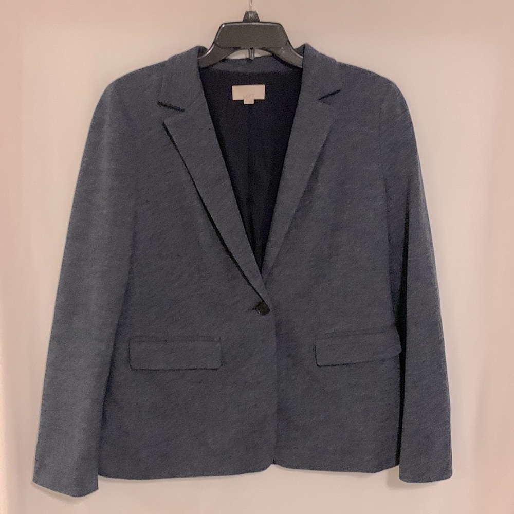 Women’s Blazer, blue Jean looking, with padded elbow.